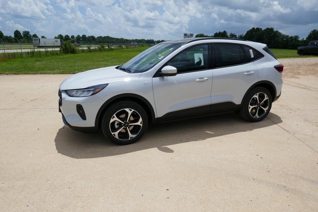 new 2025 Ford Escape car, priced at $30,022