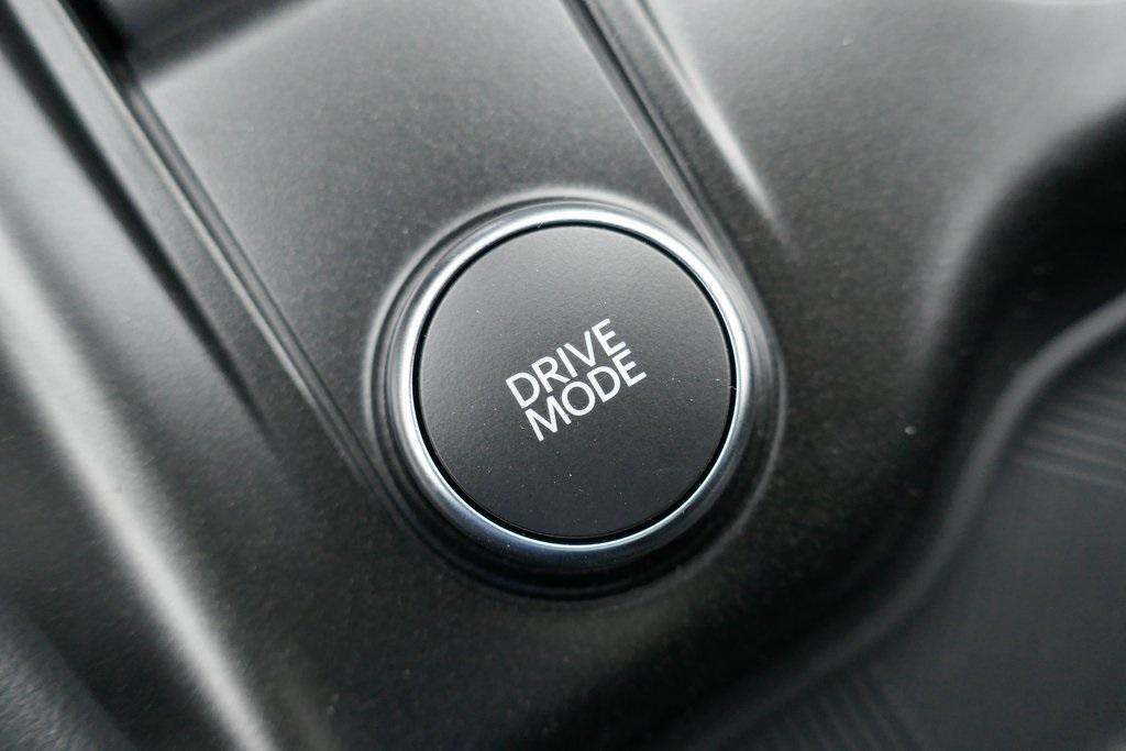 new 2025 Ford Explorer car, priced at $45,248