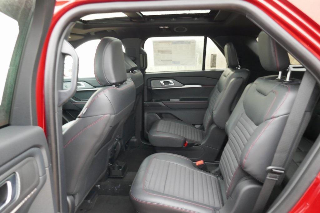 new 2025 Ford Explorer car, priced at $45,248