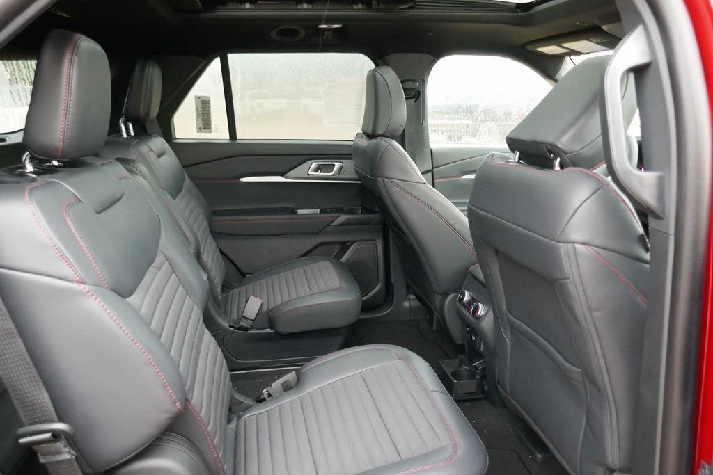 new 2025 Ford Explorer car, priced at $45,248