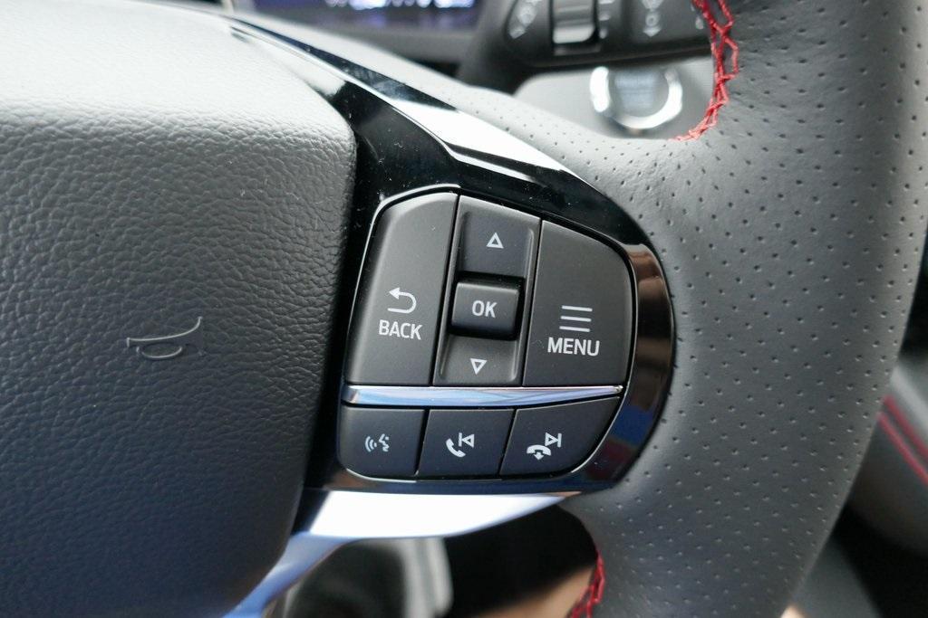 new 2025 Ford Explorer car, priced at $45,248