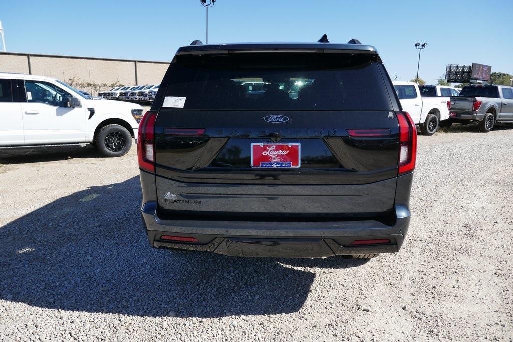 new 2025 Ford Expedition car, priced at $75,284