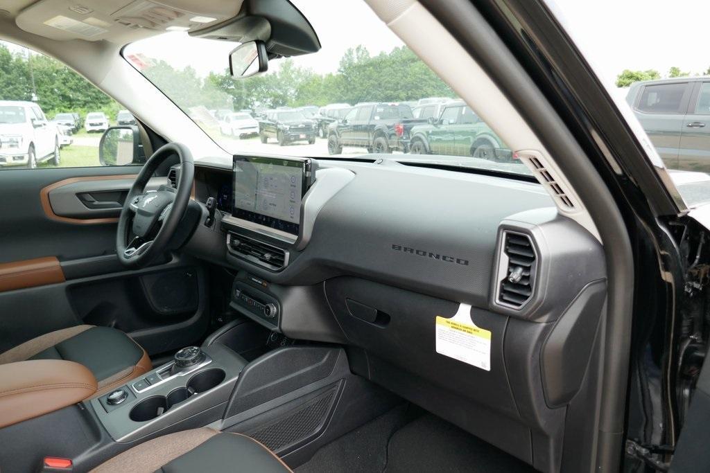 new 2025 Ford Bronco Sport car, priced at $35,898