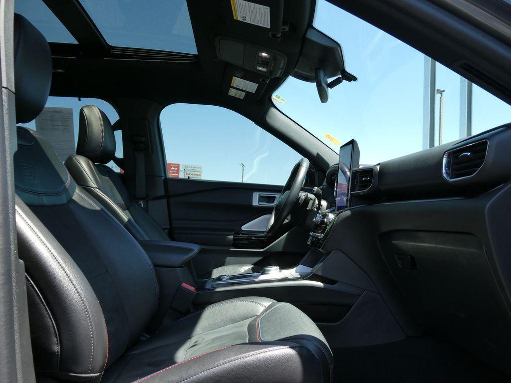 used 2024 Ford Explorer car, priced at $44,995