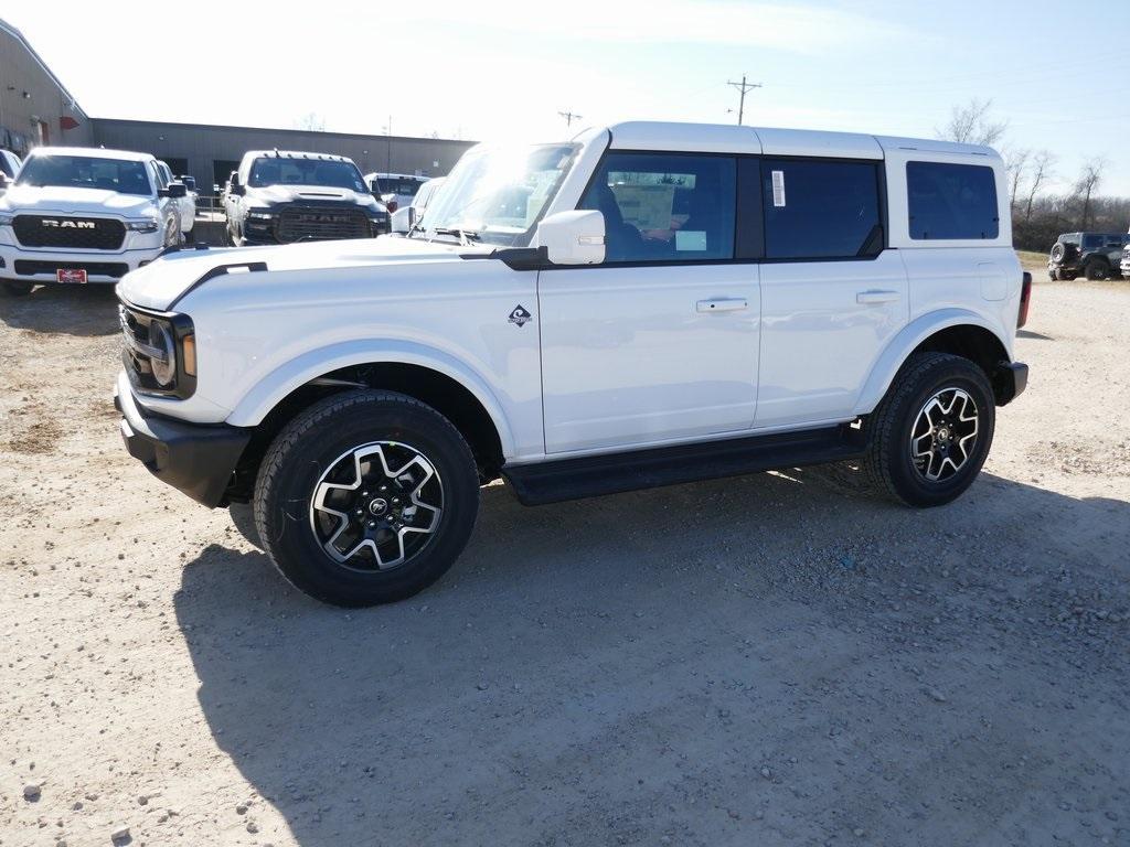 new 2025 Ford Bronco car, priced at $49,923