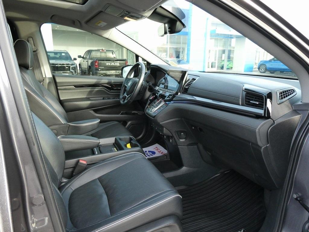 used 2024 Honda Odyssey car, priced at $37,995