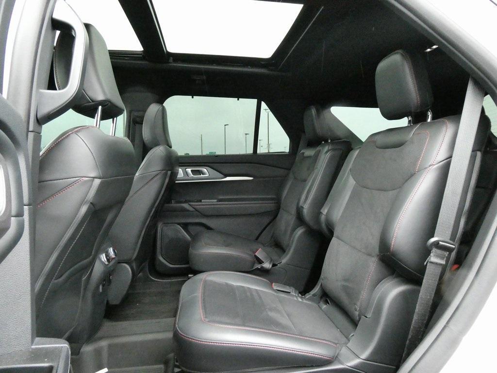 used 2025 Ford Explorer car, priced at $48,995