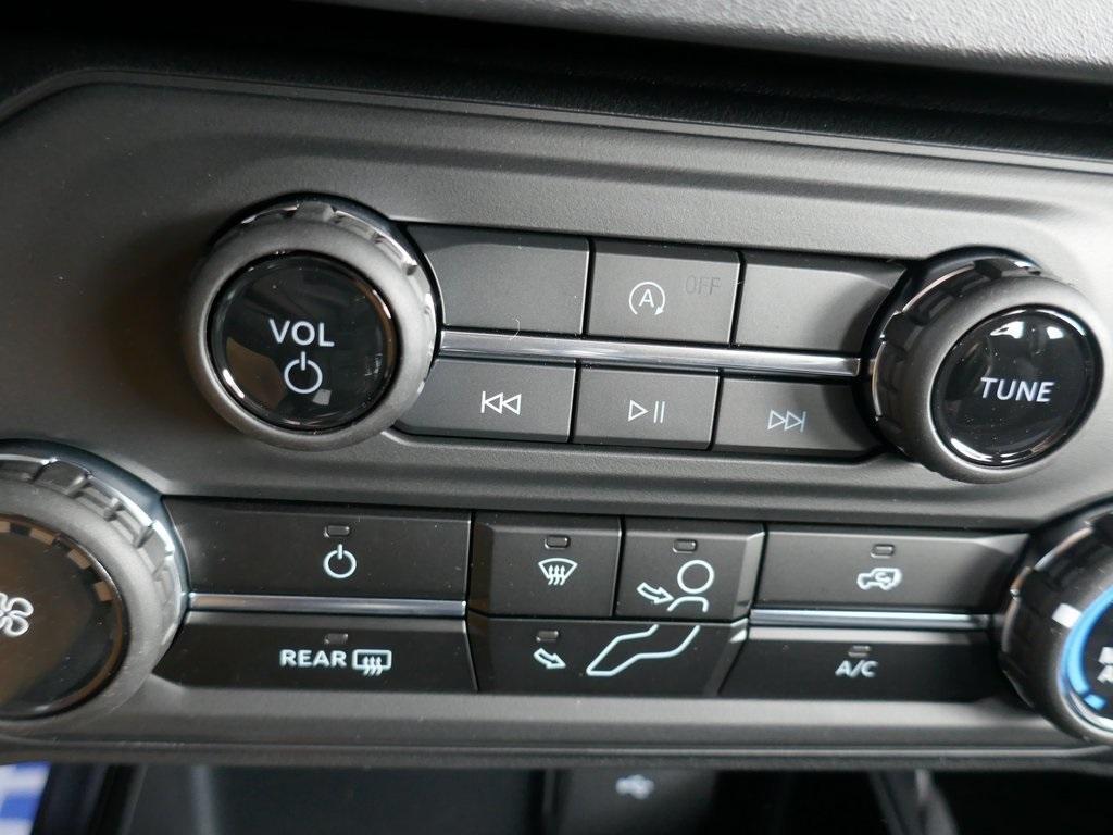 new 2025 Ford Bronco car, priced at $36,516