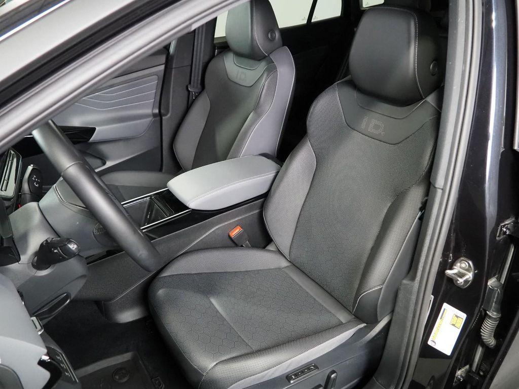 used 2024 Volkswagen ID.4 car, priced at $27,950