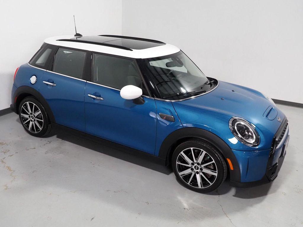 used 2024 MINI Hardtop car, priced at $24,450