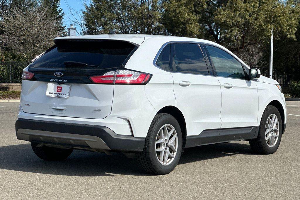 used 2024 Ford Edge car, priced at $19,988