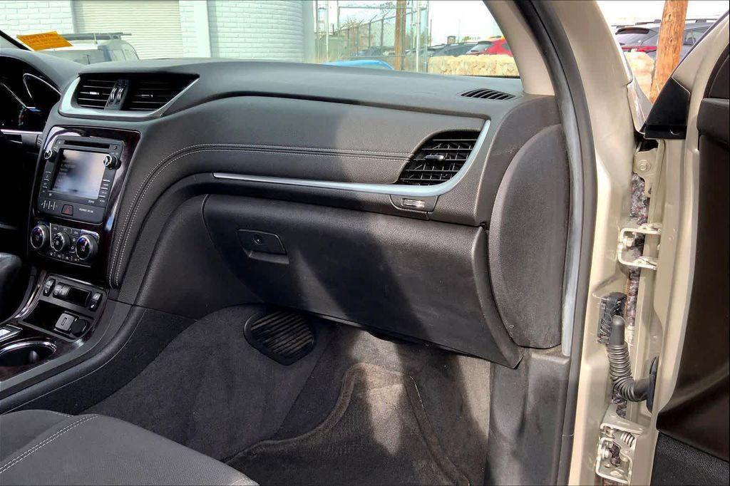 used 2017 Chevrolet Traverse car, priced at $13,891