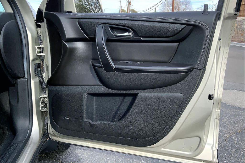 used 2017 Chevrolet Traverse car, priced at $13,891