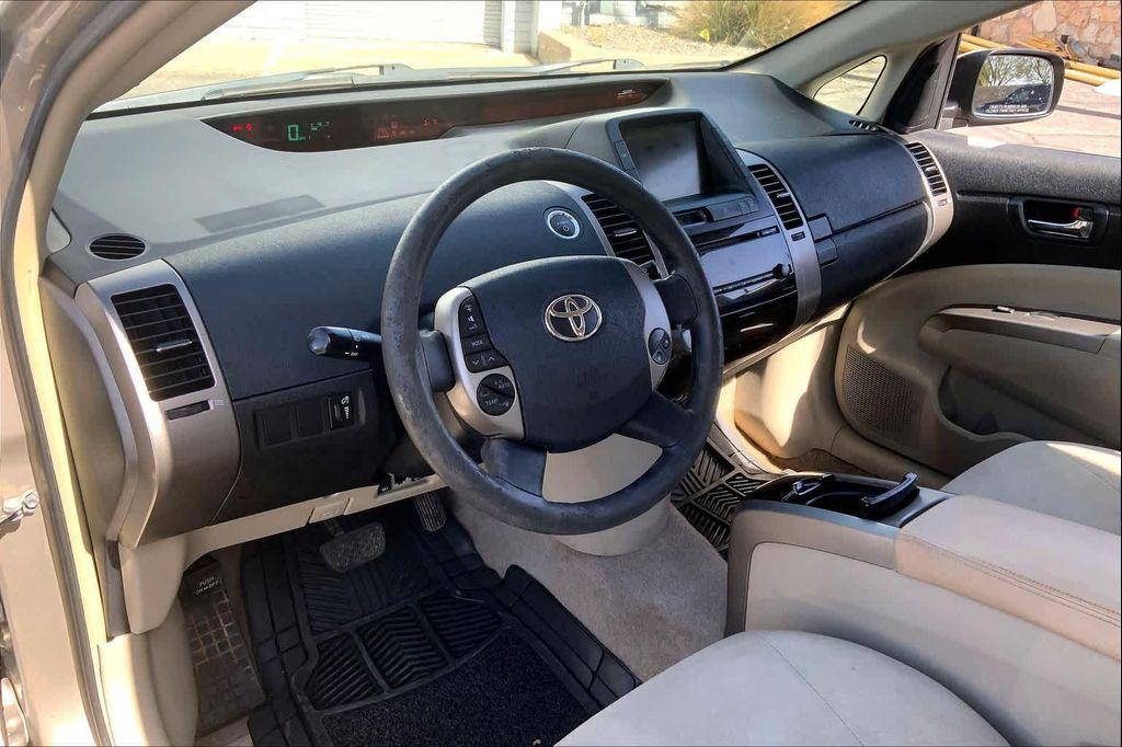 used 2007 Toyota Prius car, priced at $5,491