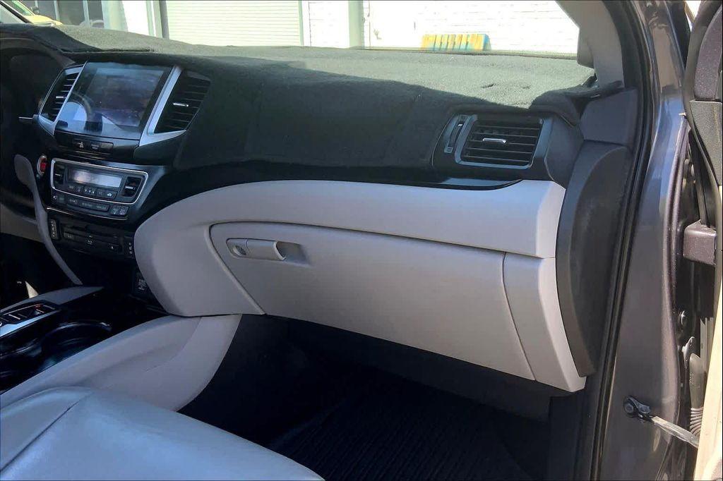 used 2016 Honda Pilot car, priced at $16,491