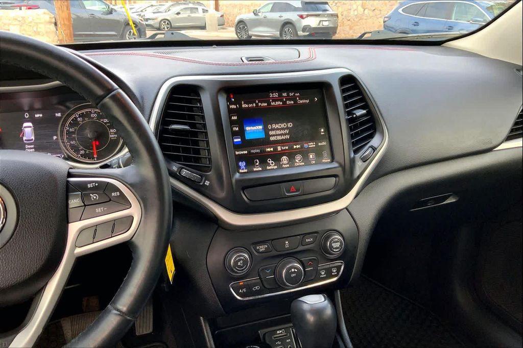 used 2017 Jeep Cherokee car, priced at $11,591