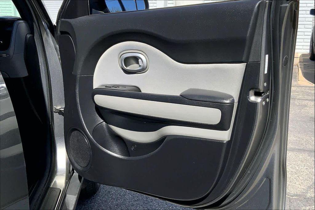 used 2015 Kia Soul car, priced at $6,891