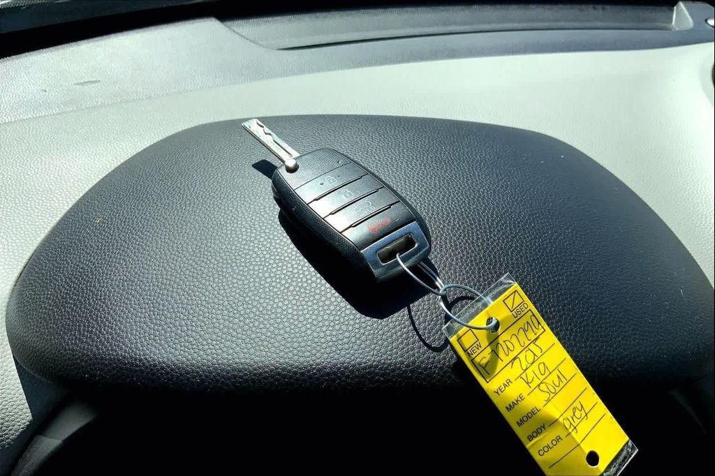 used 2015 Kia Soul car, priced at $6,891