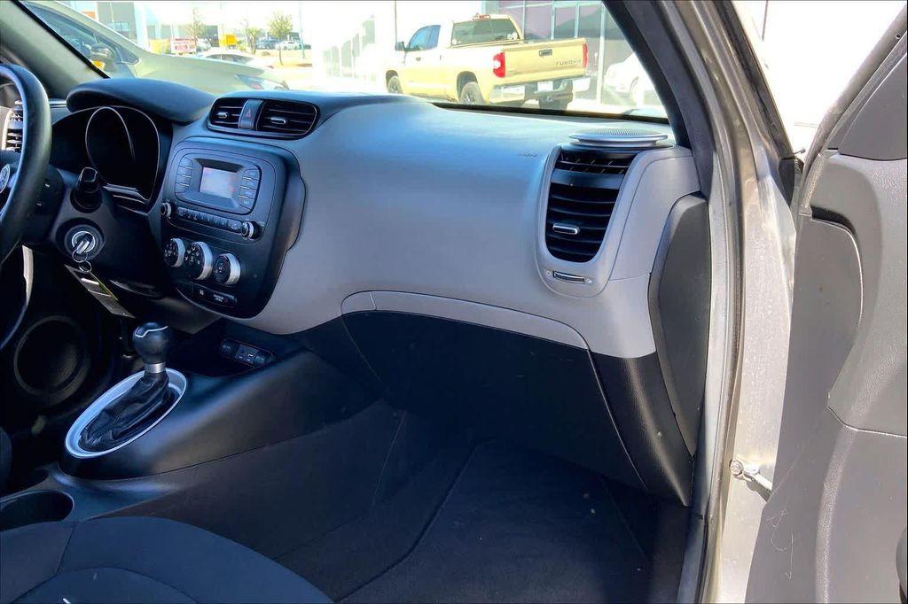 used 2015 Kia Soul car, priced at $6,891