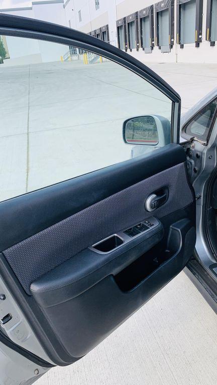 2008 Magnetic Gray Metallic Nissan Versa