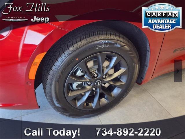 new 2025 Chrysler Pacifica car, priced at $44,761