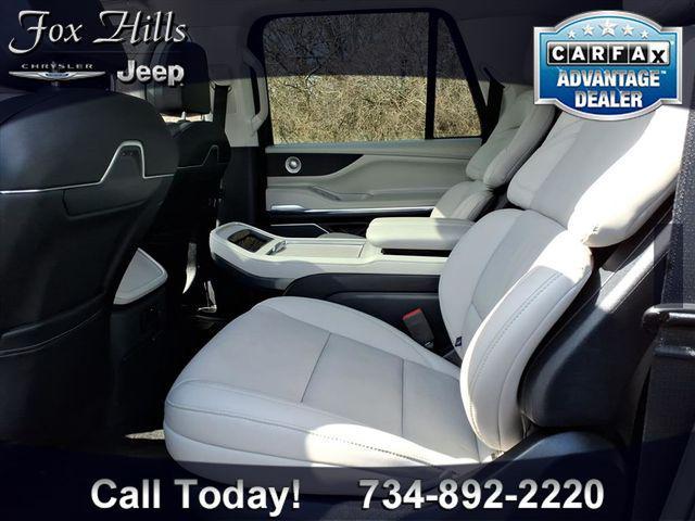 used 2025 Lincoln Navigator car, priced at $84,999