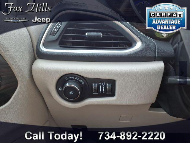 used 2023 Chrysler Pacifica car, priced at $26,857