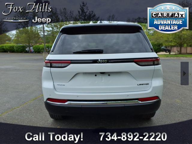 used 2022 Jeep Grand Cherokee car, priced at $28,498