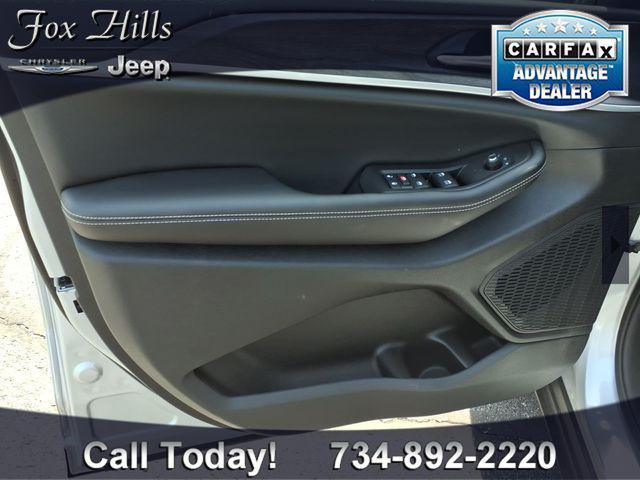 new 2026 Jeep Grand Cherokee car, priced at $46,285