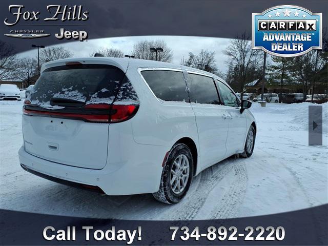 used 2025 Chrysler Pacifica car, priced at $29,994