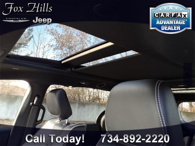 used 2021 Chrysler Pacifica Hybrid car, priced at $28,591