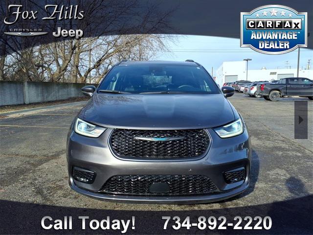 used 2021 Chrysler Pacifica Hybrid car, priced at $28,591