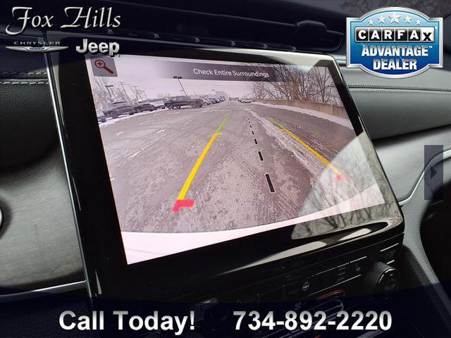 new 2025 Jeep Grand Cherokee car, priced at $50,014