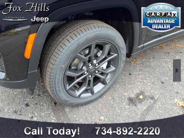 new 2025 Jeep Grand Cherokee car, priced at $50,058