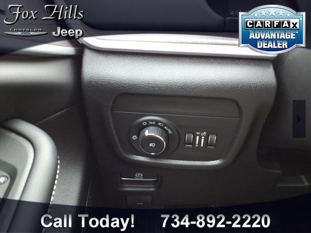 new 2025 Jeep Grand Cherokee car, priced at $50,058