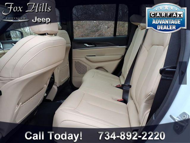 new 2025 Jeep Grand Cherokee car, priced at $49,549