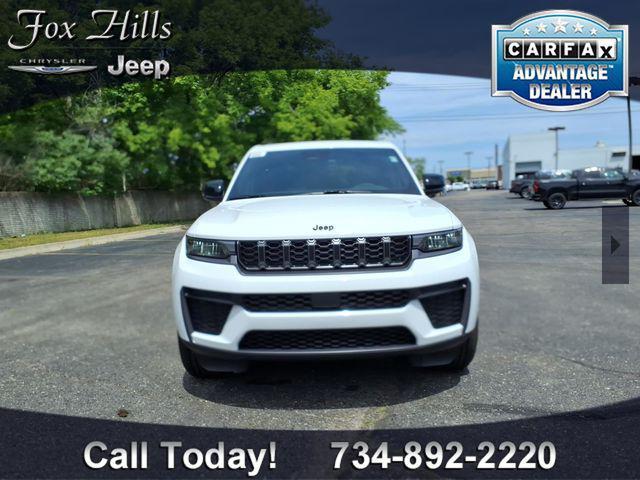 new 2026 Jeep Grand Cherokee car, priced at $45,776