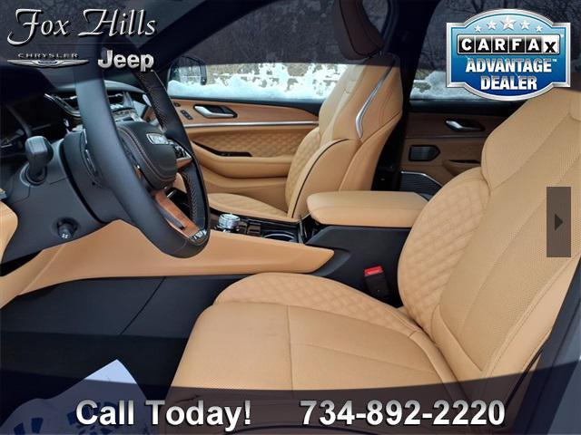 new 2025 Jeep Grand Cherokee L car, priced at $67,571