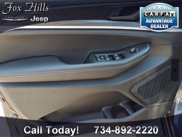 new 2026 Jeep Grand Cherokee car, priced at $46,285