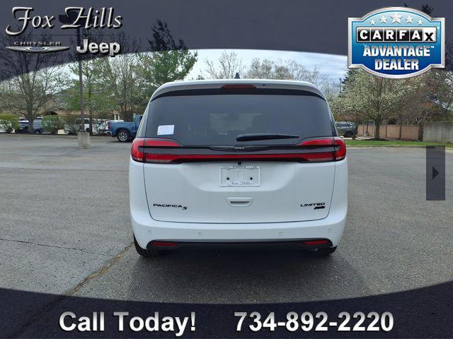 new 2026 Chrysler Pacifica car, priced at $54,346