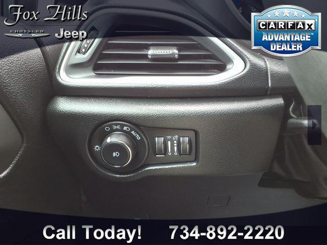 used 2026 Chrysler Pacifica car, priced at $33,995
