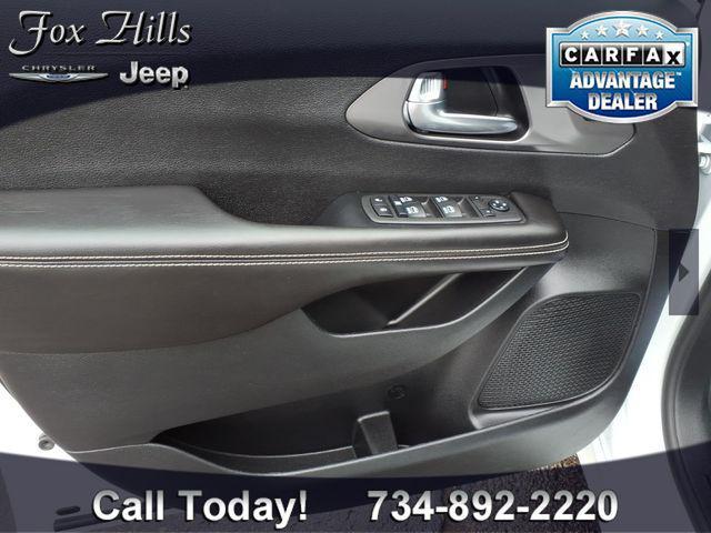 used 2026 Chrysler Pacifica car, priced at $33,995