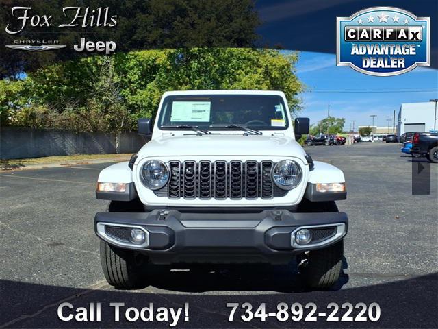 new 2025 Jeep Gladiator car, priced at $45,609