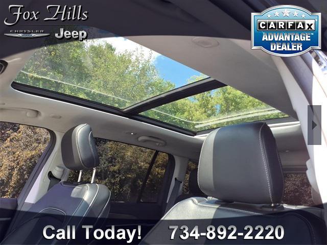 used 2022 Jeep Grand Cherokee car, priced at $27,500