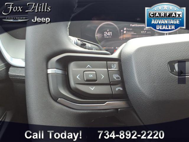 new 2026 Jeep Cherokee car, priced at $38,946