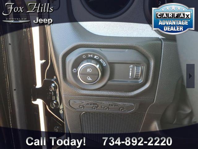 new 2025 Jeep Gladiator car, priced at $51,117