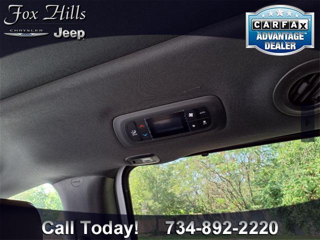 used 2025 Chrysler Pacifica car, priced at $36,400