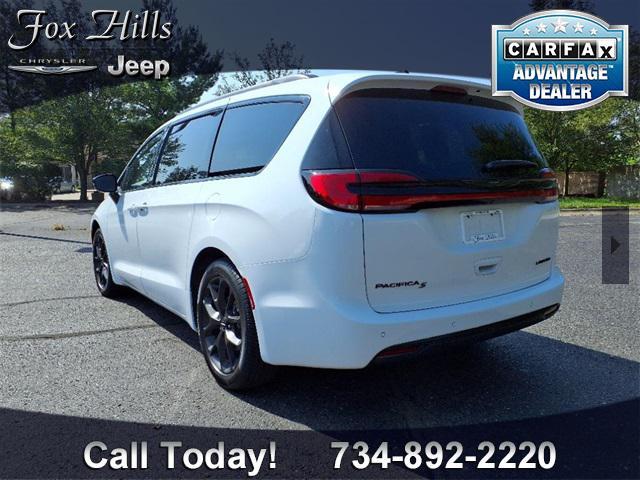 used 2025 Chrysler Pacifica car, priced at $36,400