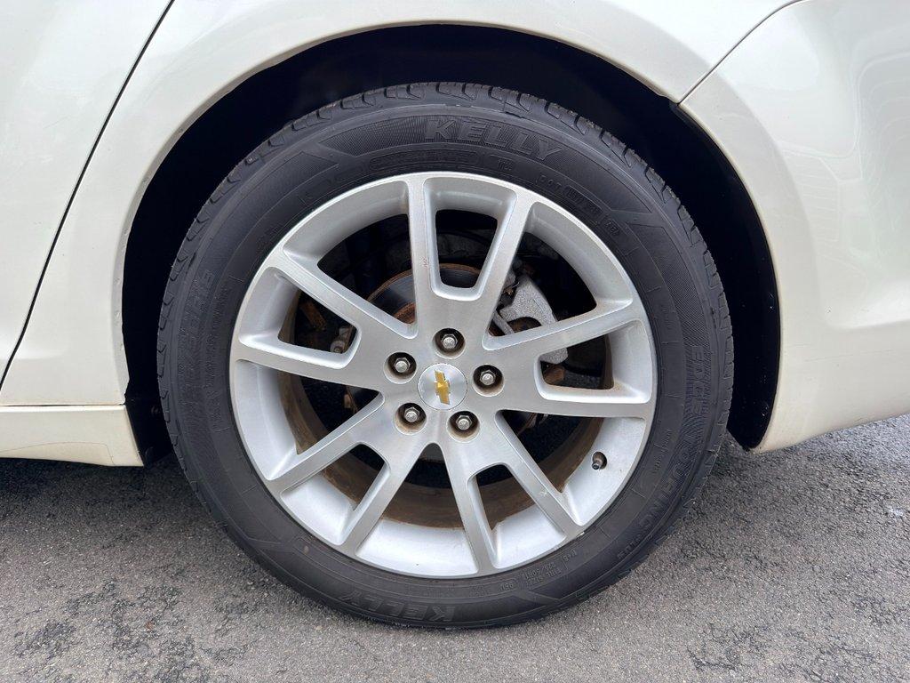 used 2010 Chevrolet Malibu car, priced at $6,164