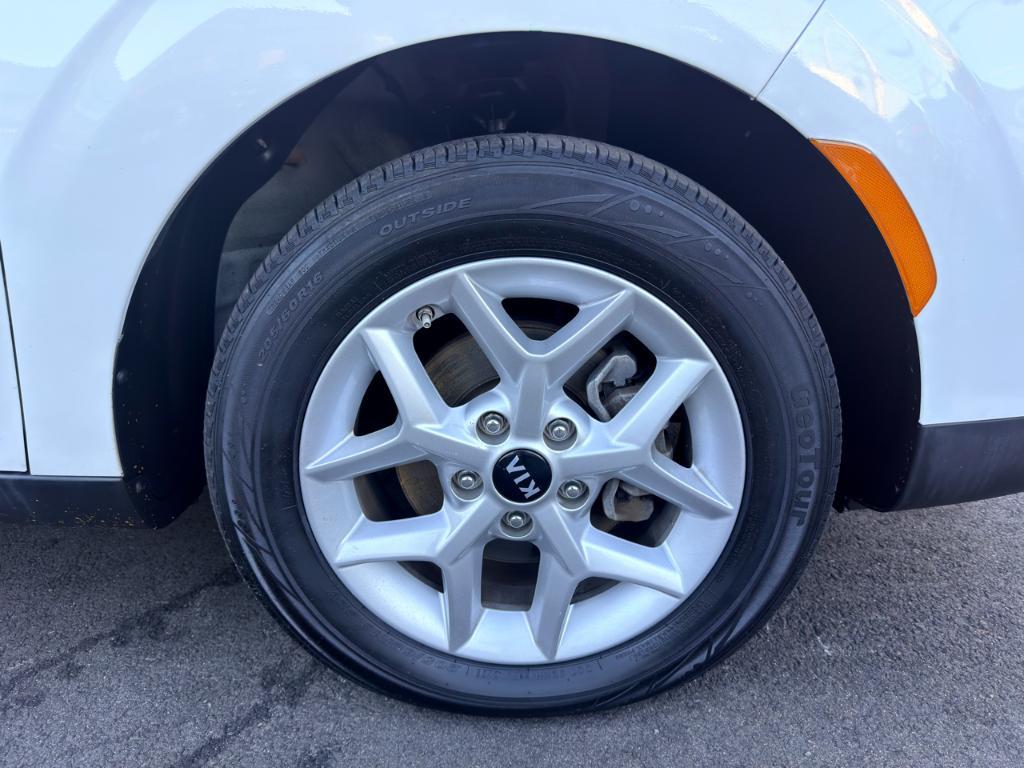 used 2021 Kia Soul car, priced at $12,988